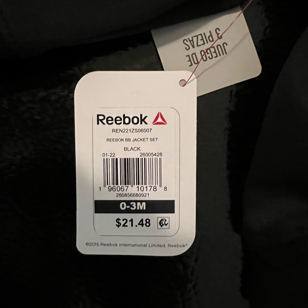 NEW Reebok Infant 3 Piece Set - Picture 4 of 4